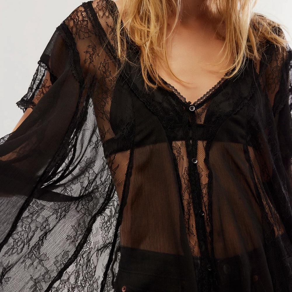Free People Farrah Lace Top in Black *Like New*